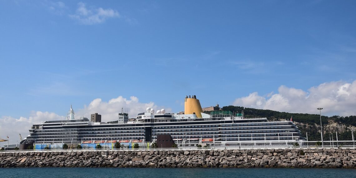P&O Cruises ship Arcadia in Barcelona