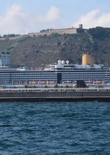 2014- MV Arcadia Cruise Ship, Port of Barcelona, Spain ( Ank Kumar ) 01