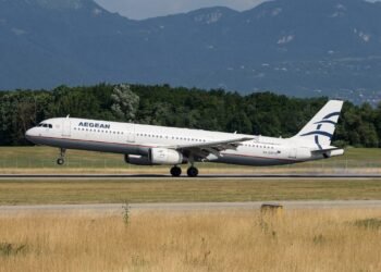 Aegean Airlines Airbus A321 SX-DVP at Geneva Airport