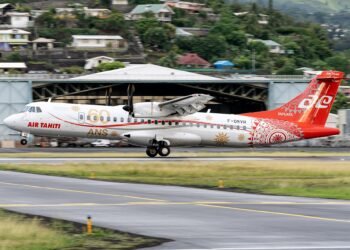 Air Tahiti ATR 72 on the ground