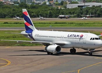 LATAM Brasil Airbus A320