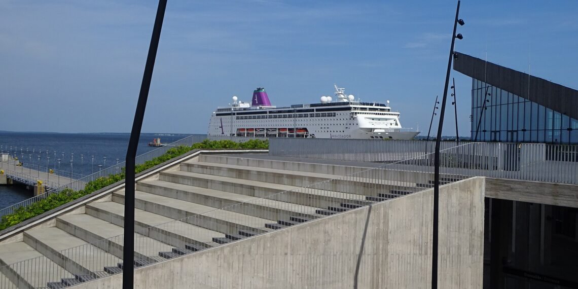 Ambassador Cruise Line Ambition in Tallinn