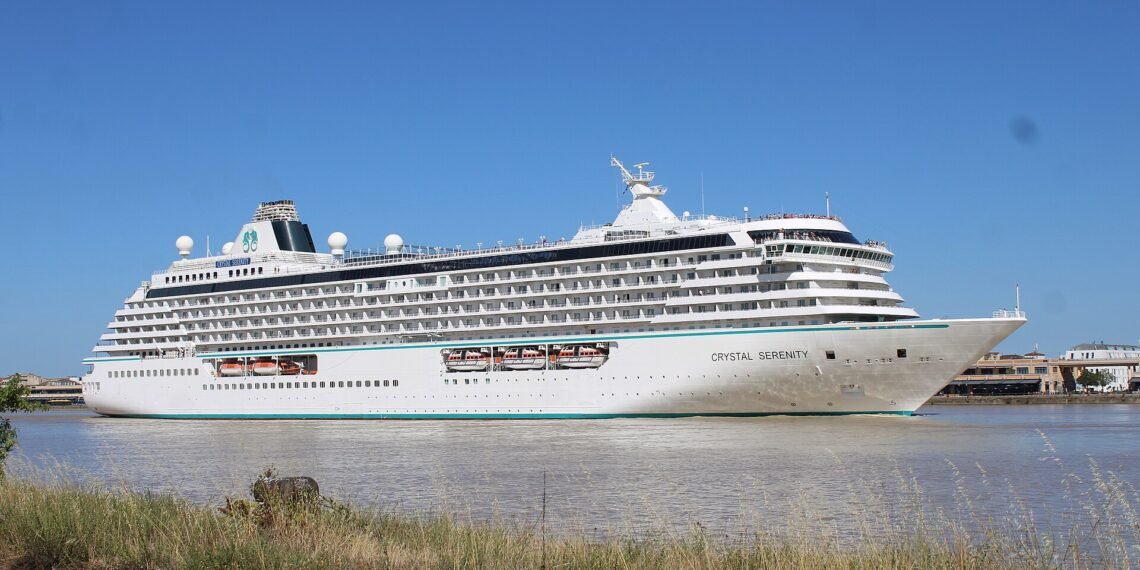 Crystal Serenity in Bordeaux