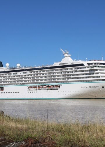 Crystal Serenity in Bordeaux