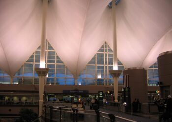 Jeppesen Terminal, Denver International Airport