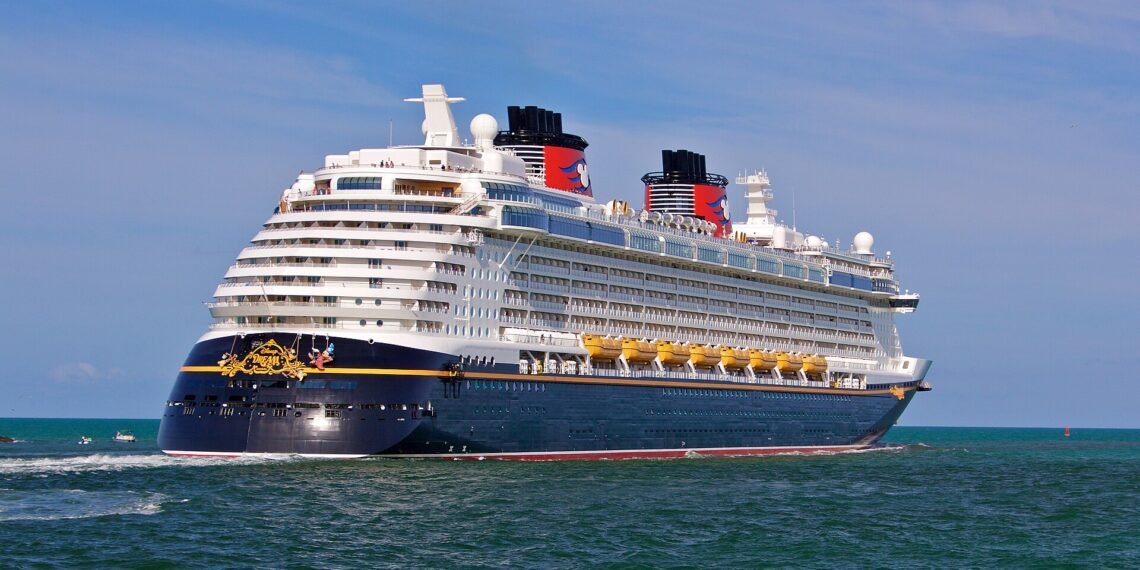 Disney Dream (ship, 2011) 002