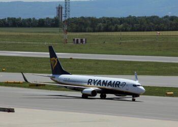 Ryanair Boeing 737-800 at Vienna International Airport