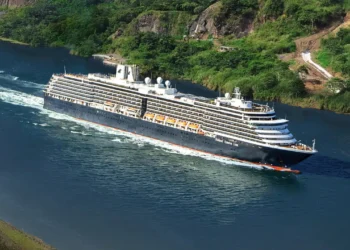 Holland America Opens 2028 Canada and New England Season With Record Montréal Calls