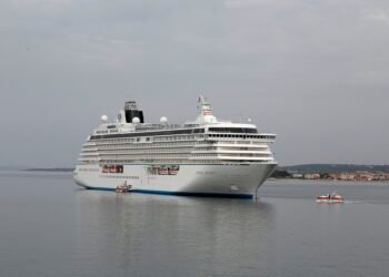 Crystal cruise ship Crystal Serenity