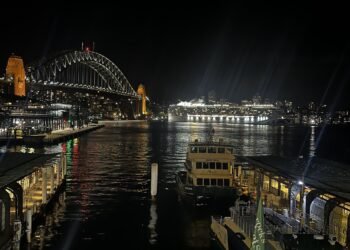 Island Princess in Sydney Harbour