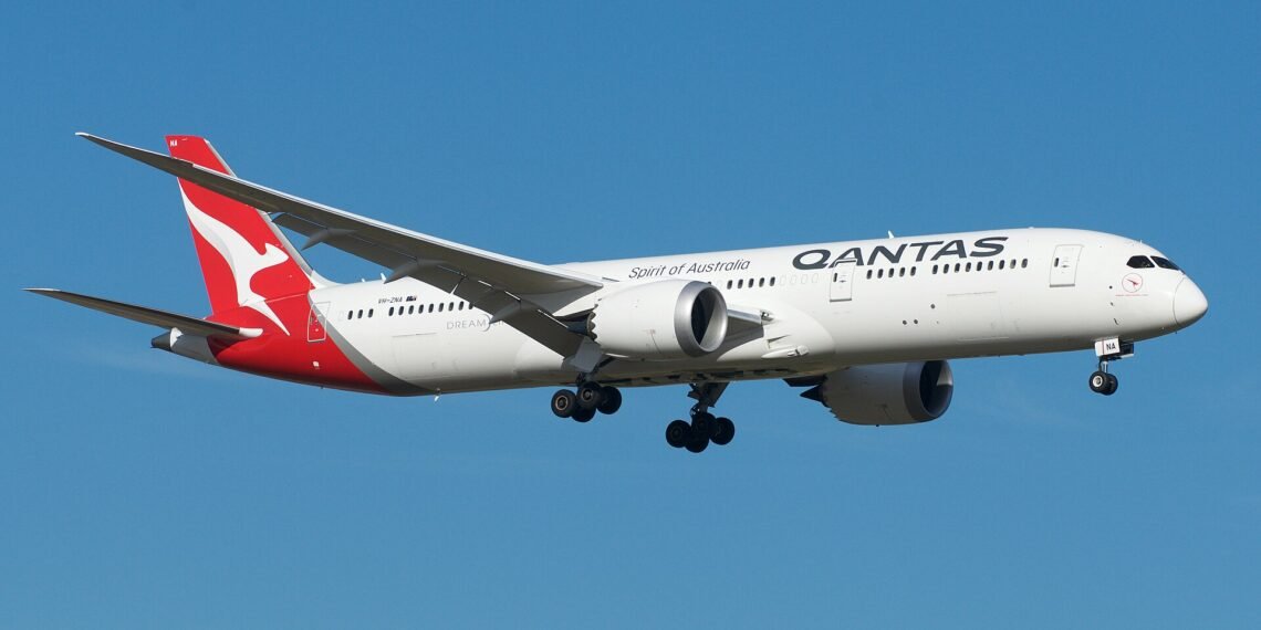 Qantas Boeing 787-9 Dreamliner VH-ZNA arriving at Melbourne