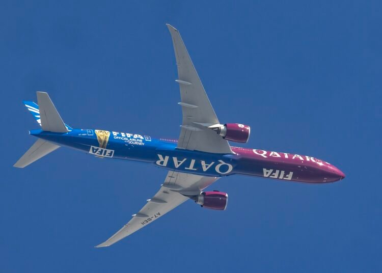 Qatar Airways Boeing 777-300ER in flight