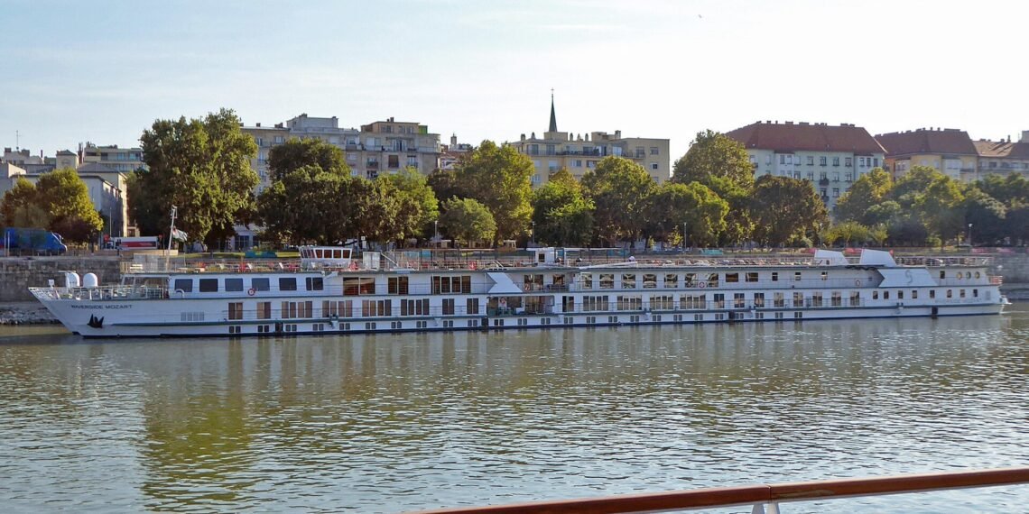 Riverside Mozart in Budapest