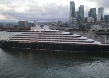 Scenic Eclipse in San Francisco