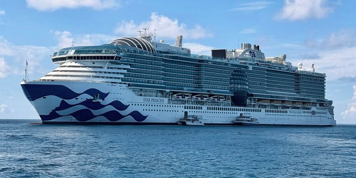 Star princess cruise ship (cropped)