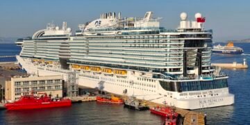 Princess Cruises ship Sun Princess at Piraeus