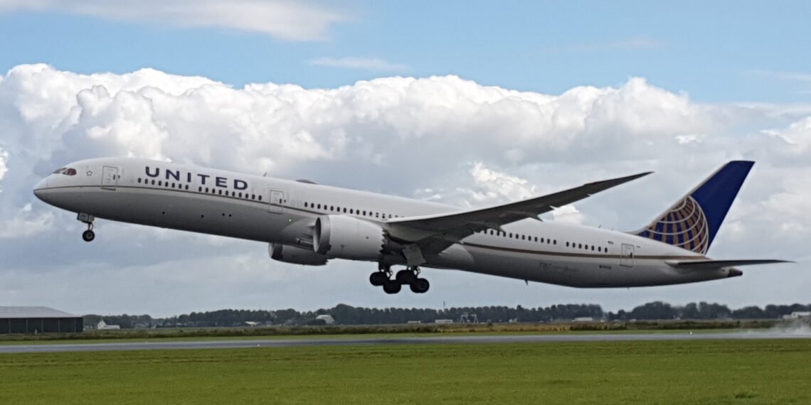 United Airlines Boeing 787-10 N14001 at Schiphol 27-08-2021