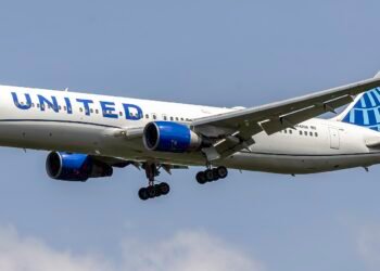 United Boeing 767-300 N642UA IAD VA1