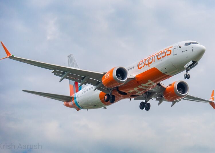 Air India Express Boeing 737 in flight