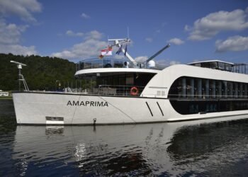 AmaWaterways river cruise ship AmaPrima on the Danube at Vilshofen