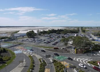 Brisbane Airport - New parallel runway 16-09-28