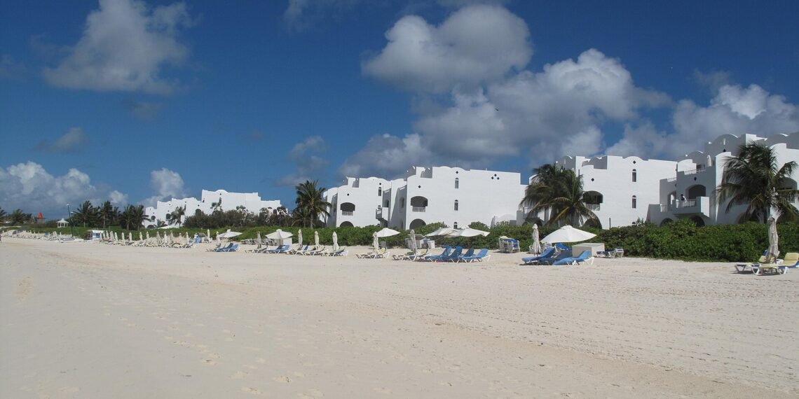Cuisinart, Rendezvous Bay, Anguilla 2009