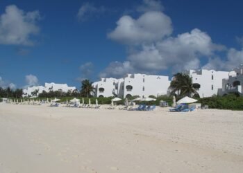 Cuisinart, Rendezvous Bay, Anguilla 2009