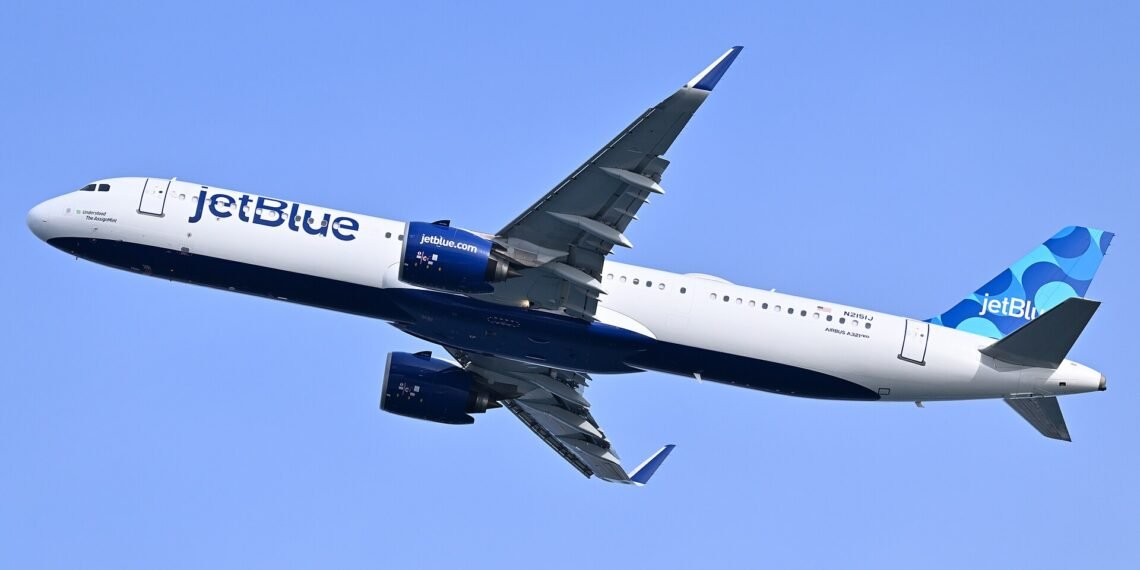 JetBlue Airbus A321neo N2151J departing Boston February 2025