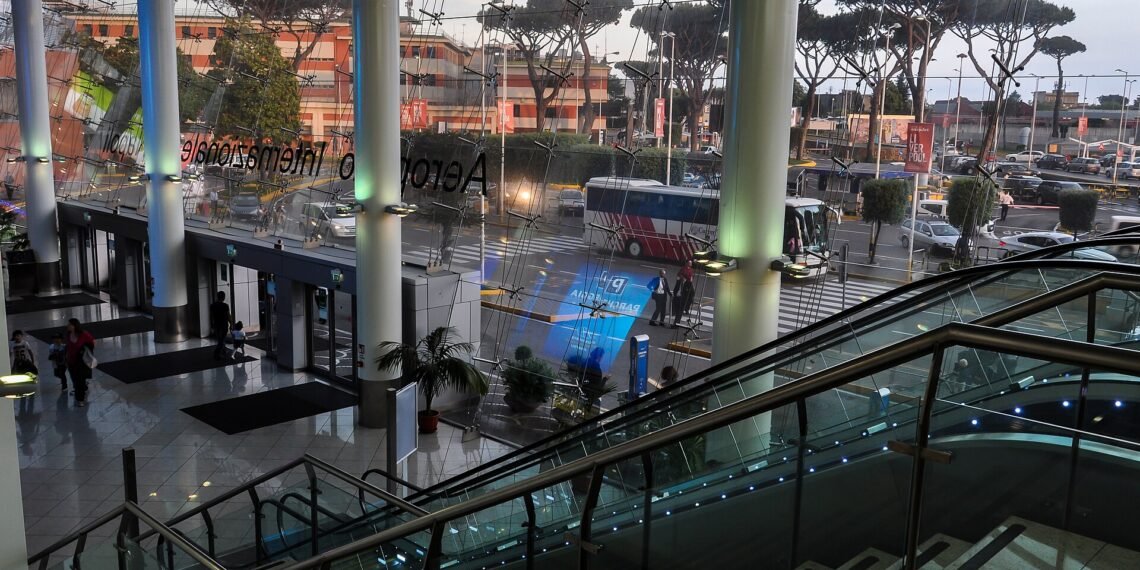 Naples Airport, Italy (18069997289)