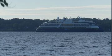 National Geographic Endurance maiden call Kiel VIII