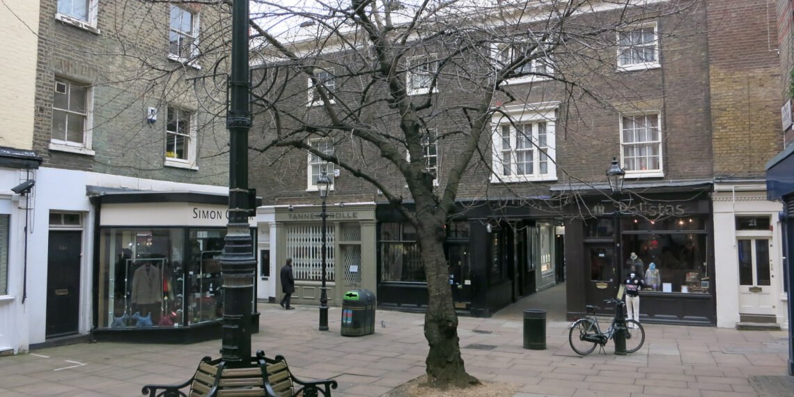 Shepherd Market, Mayfair - geograph.org.uk - 4724092