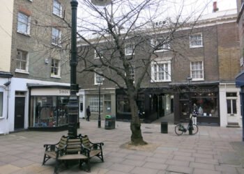 Shepherd Market, Mayfair - geograph.org.uk - 4724092