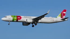 flydubai Suspends Israel Flights After Cockpit Attack Diverts 737 MAX