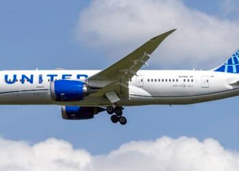 United Airlines Boeing 787-8